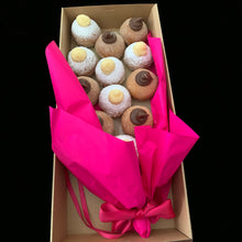 Load image into Gallery viewer, Mix Vanilla Bean & Nutella Doughnut Bouquet
