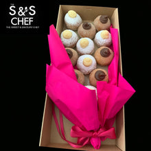 Load image into Gallery viewer, Mix Vanilla Bean & Nutella Doughnut Bouquet