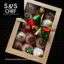 Load image into Gallery viewer, Christmas Entertainers Catering Box - Assorted 15 Doughnut  Box