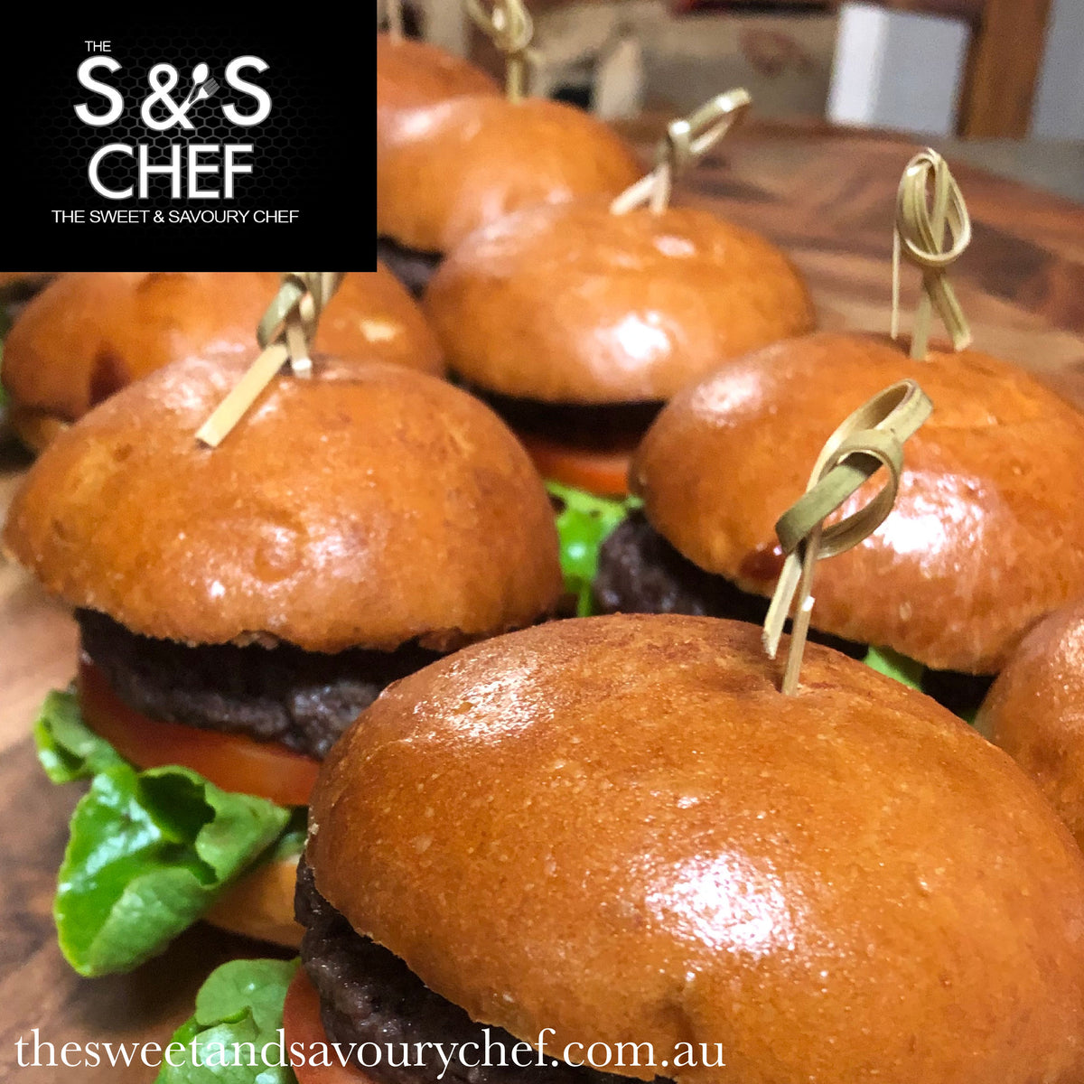 Beef Slider Box 20pcs - Catering – The Sweet and Savoury Chef
